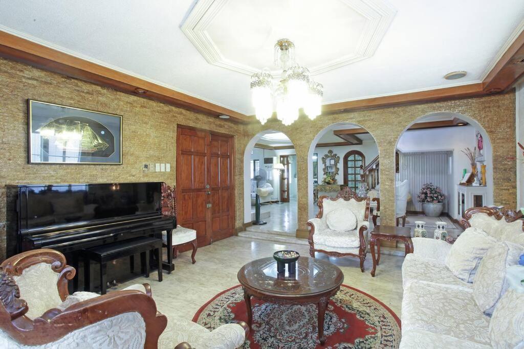 Big House In Quezon City Manila Kültér fotó